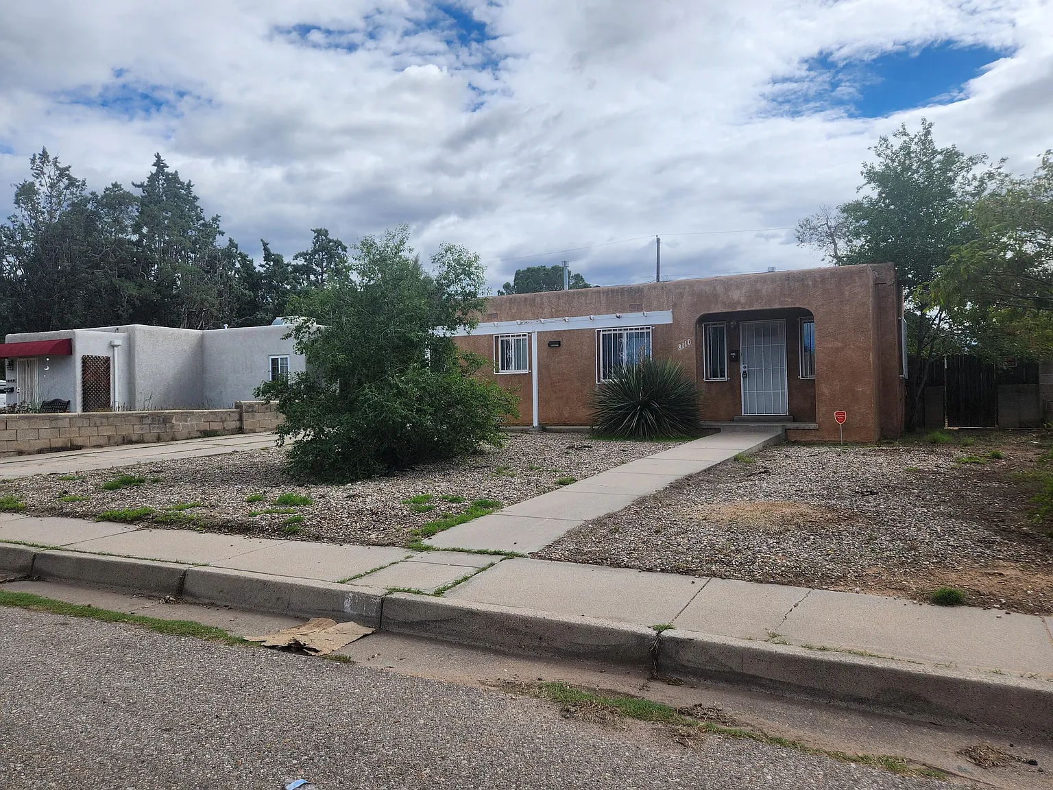2 bed, 1.0 bath, 900 sqft, $1,600 — Photo 1