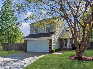 801 Whispering Woods Ct, Virginia Beach, VA 23456