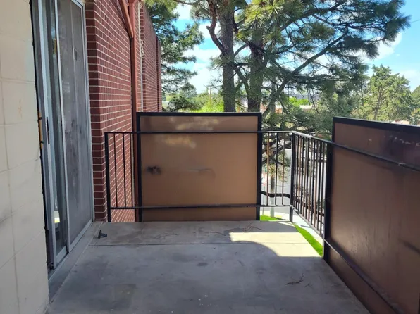 1100 Alvarado Dr SE APT 302, Albuquerque, NM 87108