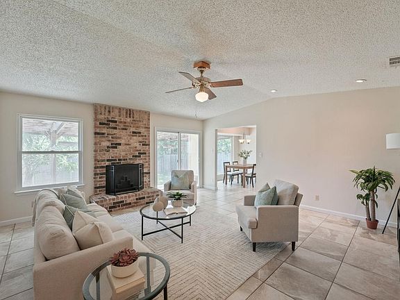 3rd image of 3801 Eton Ln