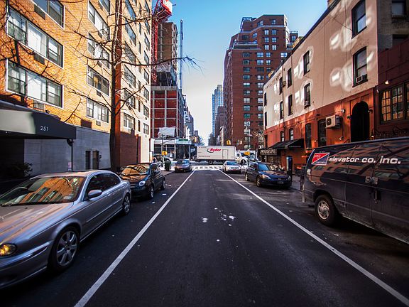 4th image of 246 E 51st St APT 10A