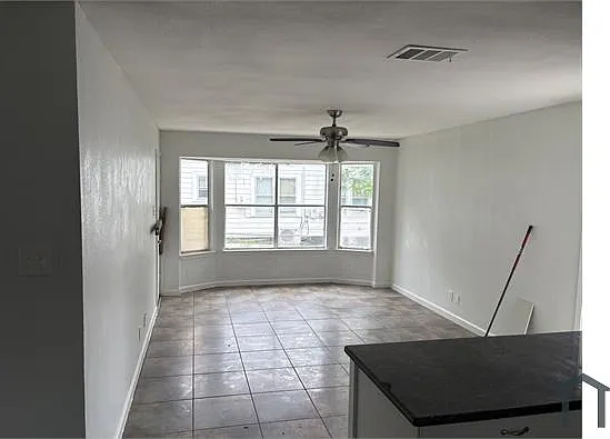 2226 McKinley Ave — Photo 3