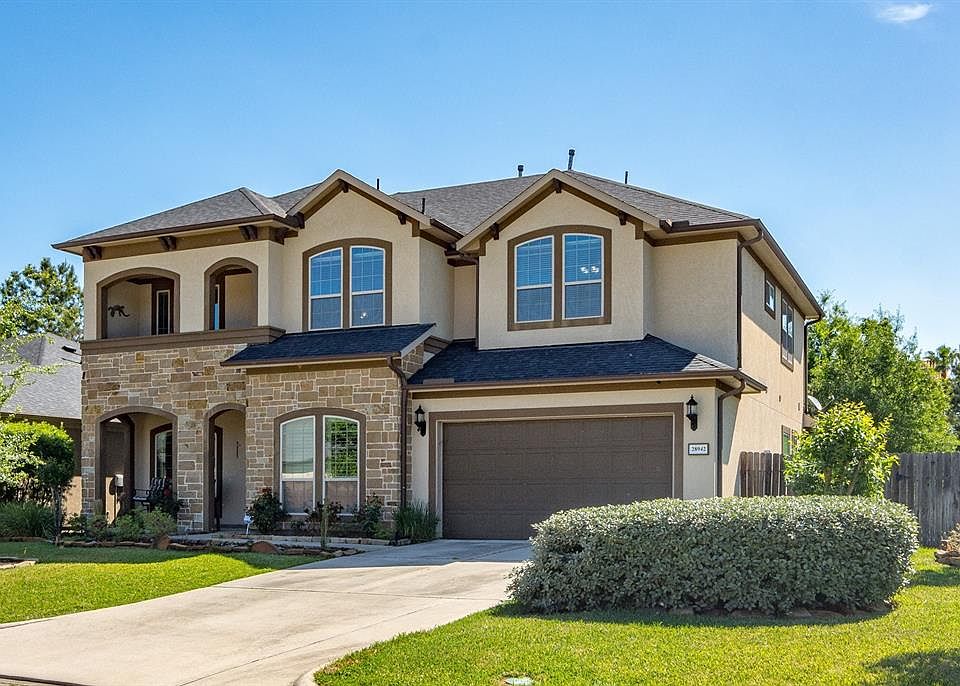 1st image of 28942 Twisted Oak Dr