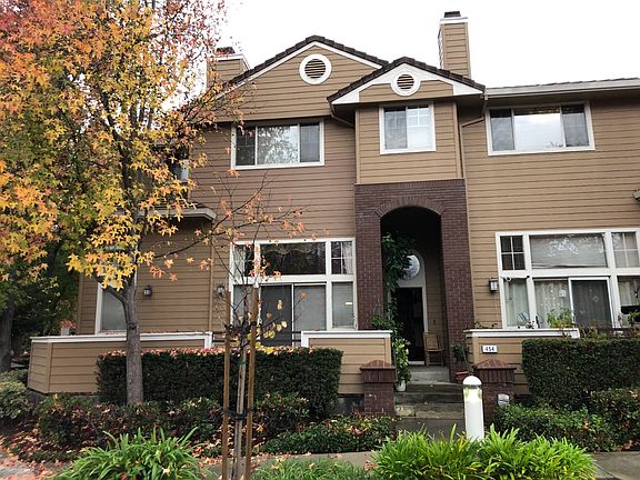 2nd image of 454 Mill River Ln