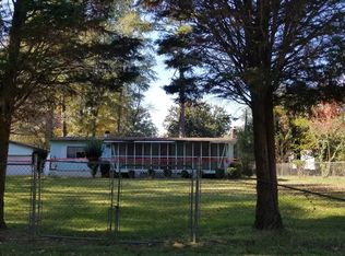 112 Ridgeway Ct, Acworth, GA 30101