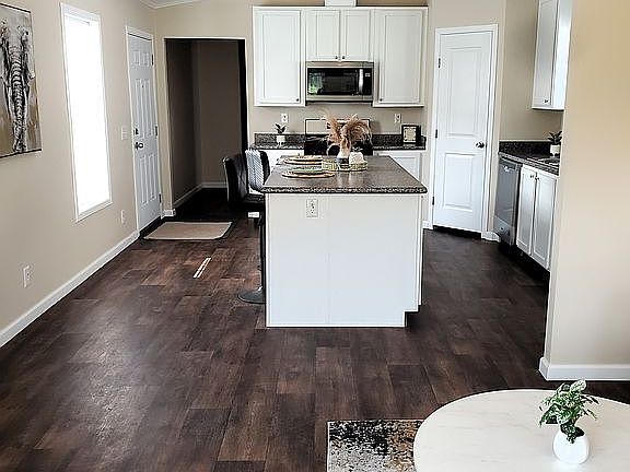 4th image of 2501 Lowry Ave NE Lot 321