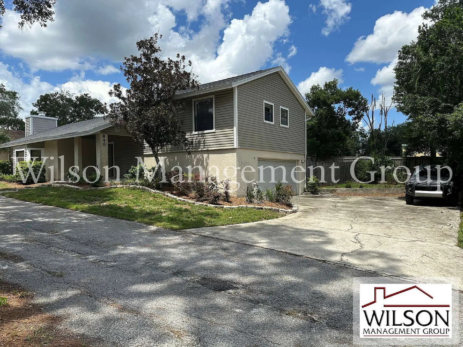 3 bed, 2.0 bath, 1867 sqft, $2,495 — Photo 2