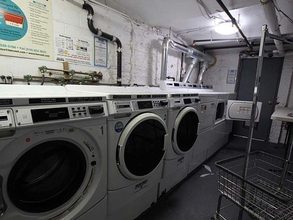 5th image of 203 W 91st St APT 4D