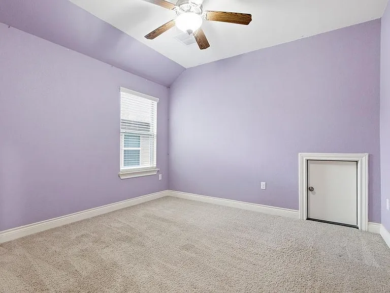 15004 Iveans Way — Photo 34