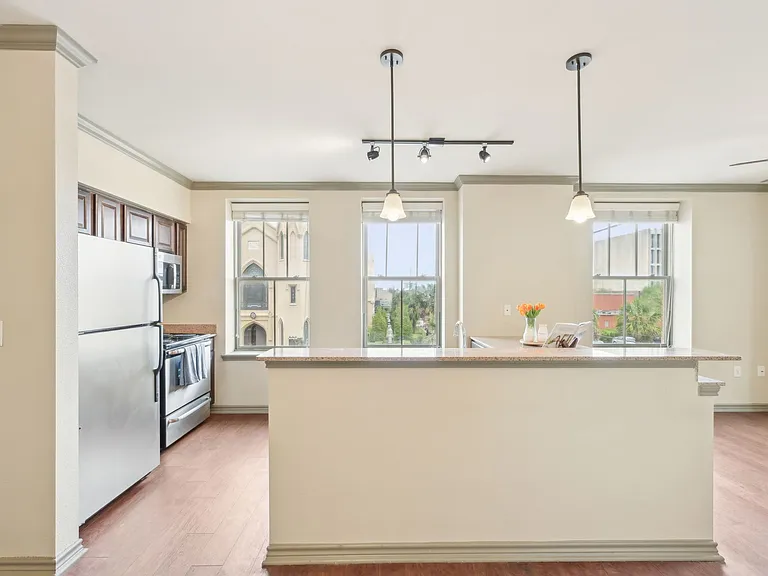 2101 Church Street — Photo 113