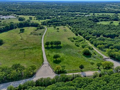 100 Starkey Rd, Saint Jo, TX, 76265