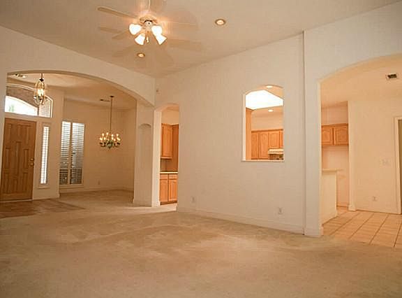 4th image of 4536 Pebble Brook Ln