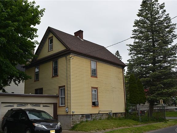 3rd image of 111 N Bellinger St