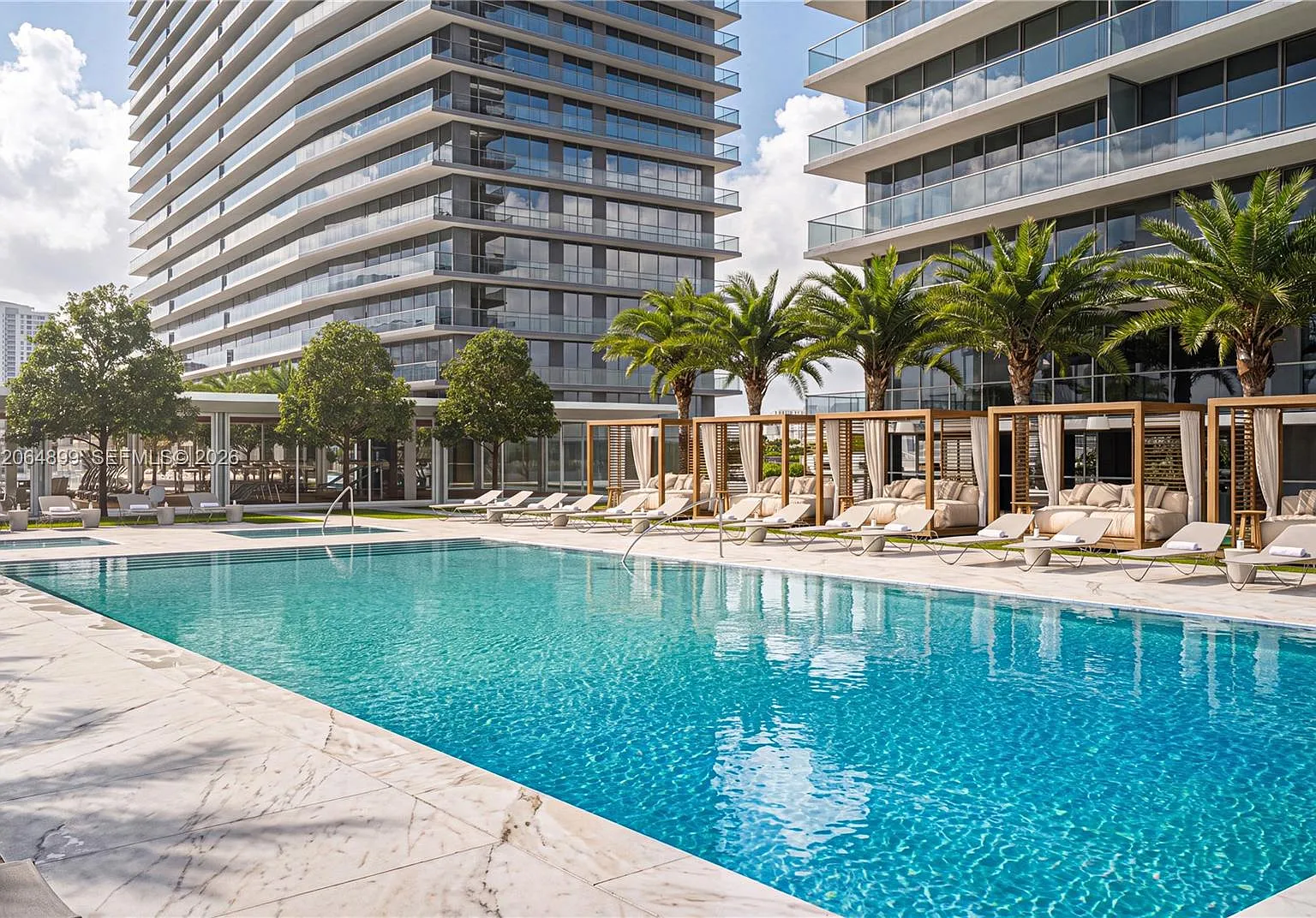 Oasis Hallandale West Towe — Photo 3
