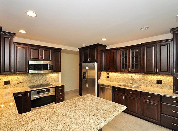 5th image of 85 E Laurel Ave APT 2D