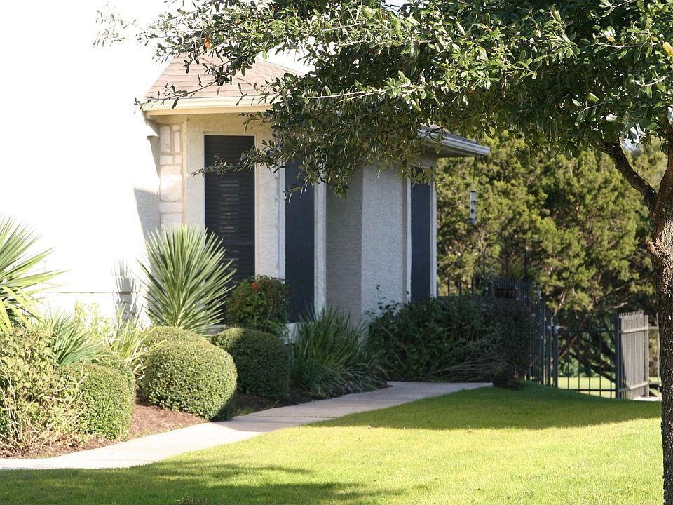 Gorgeous golf course condo!