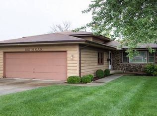 251 N Oak Ave, Bartlett, IL