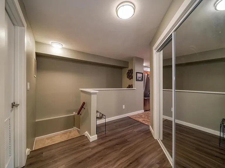 302 Heights Dr — Photo 8