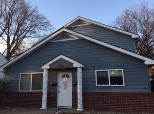 1008 Bertrand St, Manhattan, KS 66502