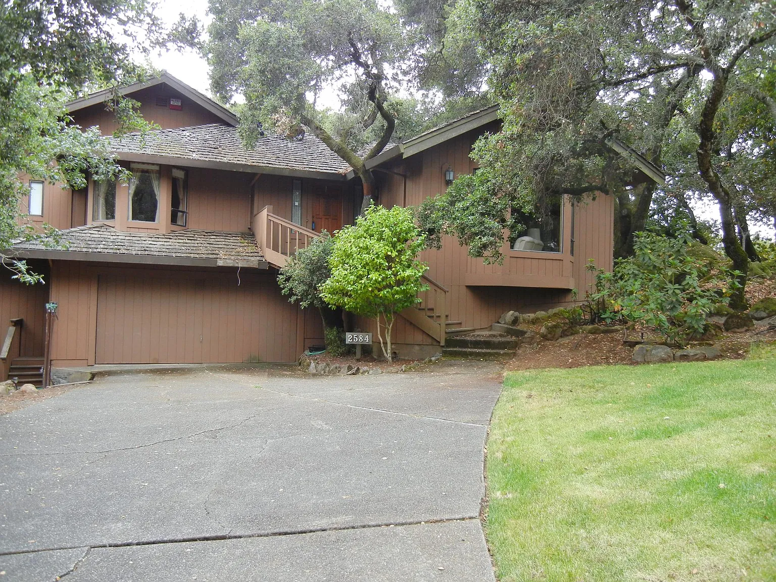 2584 Rim Rock Way photo 1