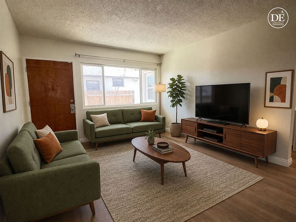 1st image of 25326 Oak St APT 2