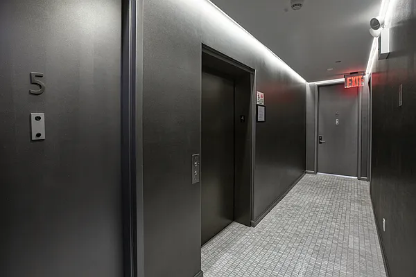 Sold by Isen & Company : Real Estate Advisors | media 11