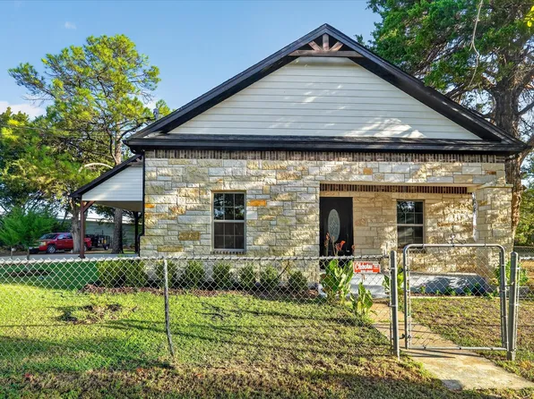 617 E Chambers St, Cleburne, TX 76031