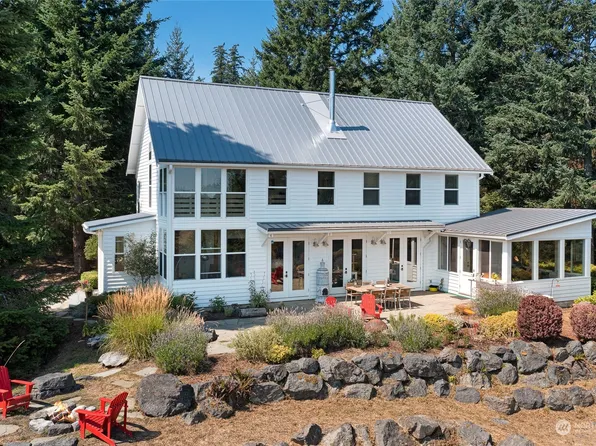 180 Savannah Oak Lane, San Juan Island, WA 98250