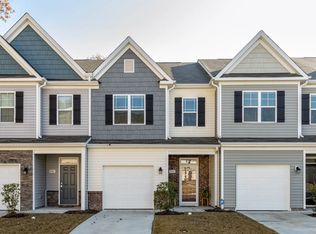 8943 Commons Townes Dr, Raleigh, NC 27616