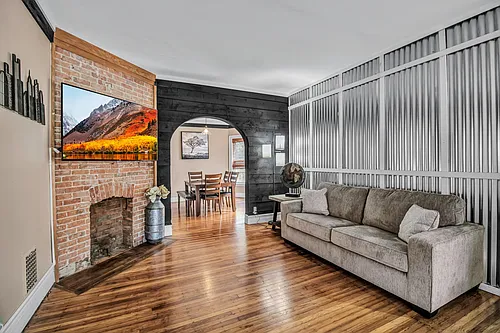 134 E Delavan Ave #1 Photo 1