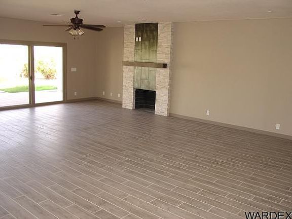 2nd image of 2224 Littler Ln APT 5