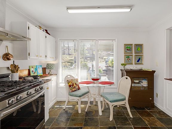 5th image of 181 Inglewood Way