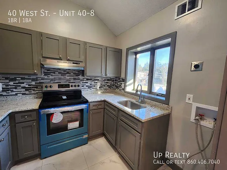 40 West St #40-8 — Photo 7