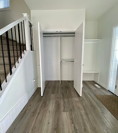 2nd image of 3803 Weidle Cres SW