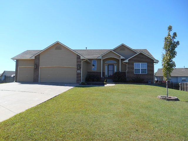 1st image of 2803 N Birchwood Ct