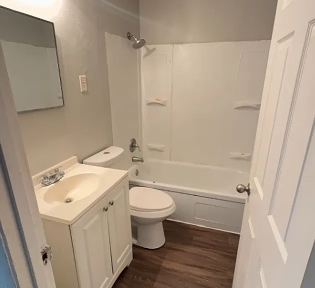 1445 Britton St — Photo 8