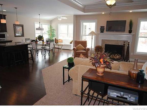 3rd image of 9464 Kristina Cir