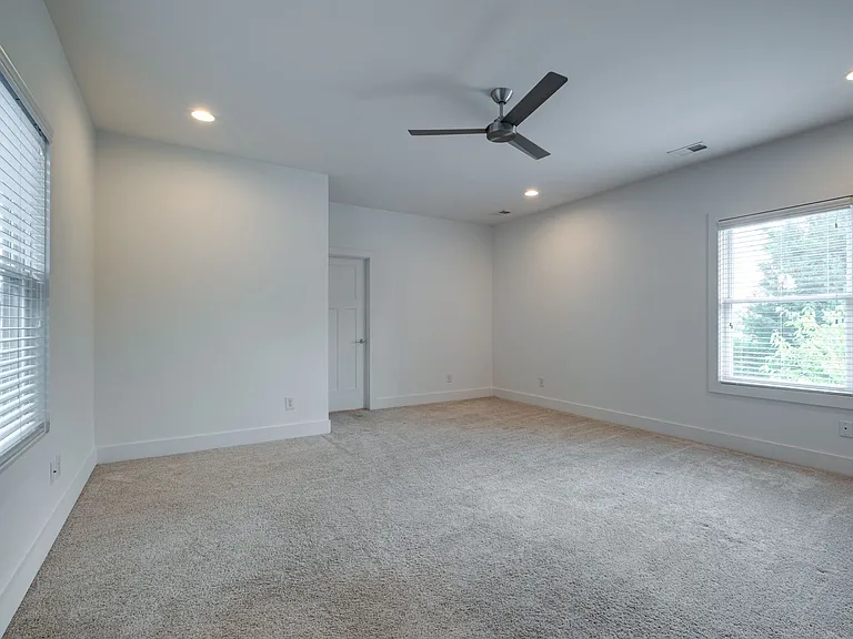 2022B 10th Ave S — Photo 13