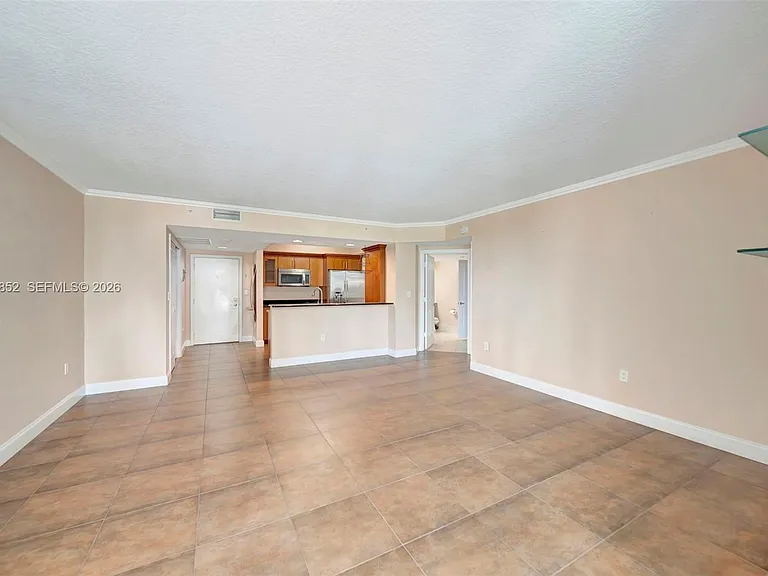 401 SW 4th Ave #203 — Photo 28