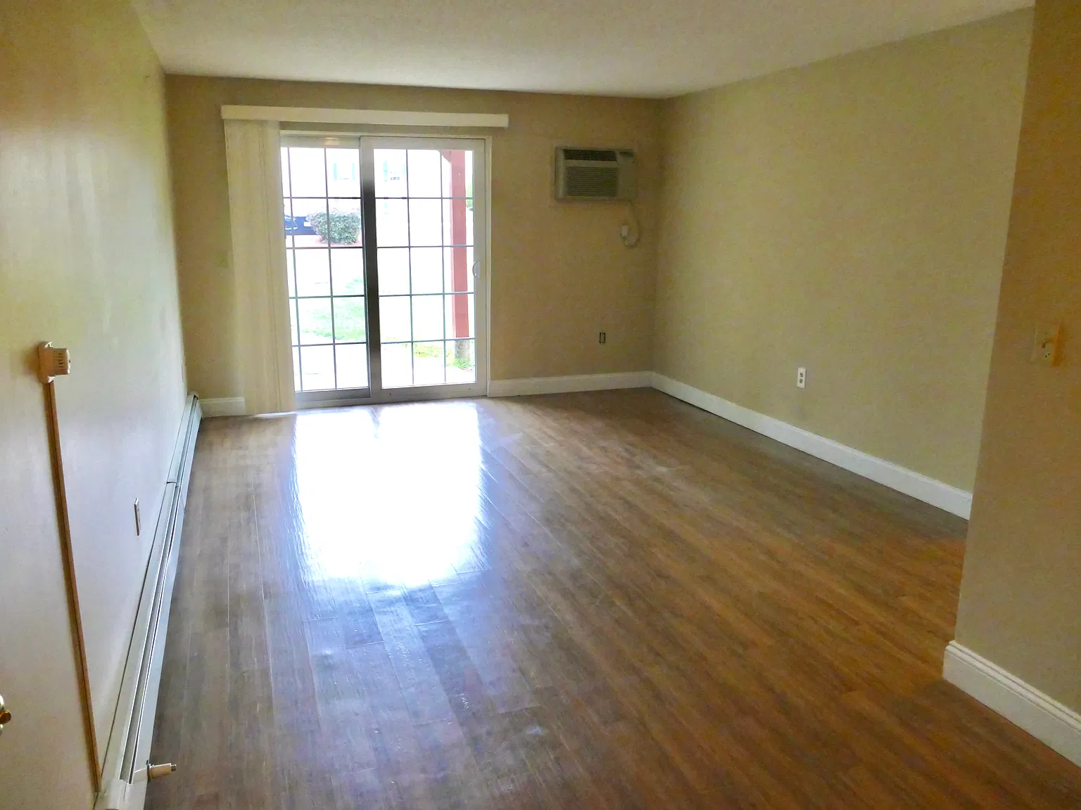 2 bed, 804 sqft, $2,250 — Photo 4