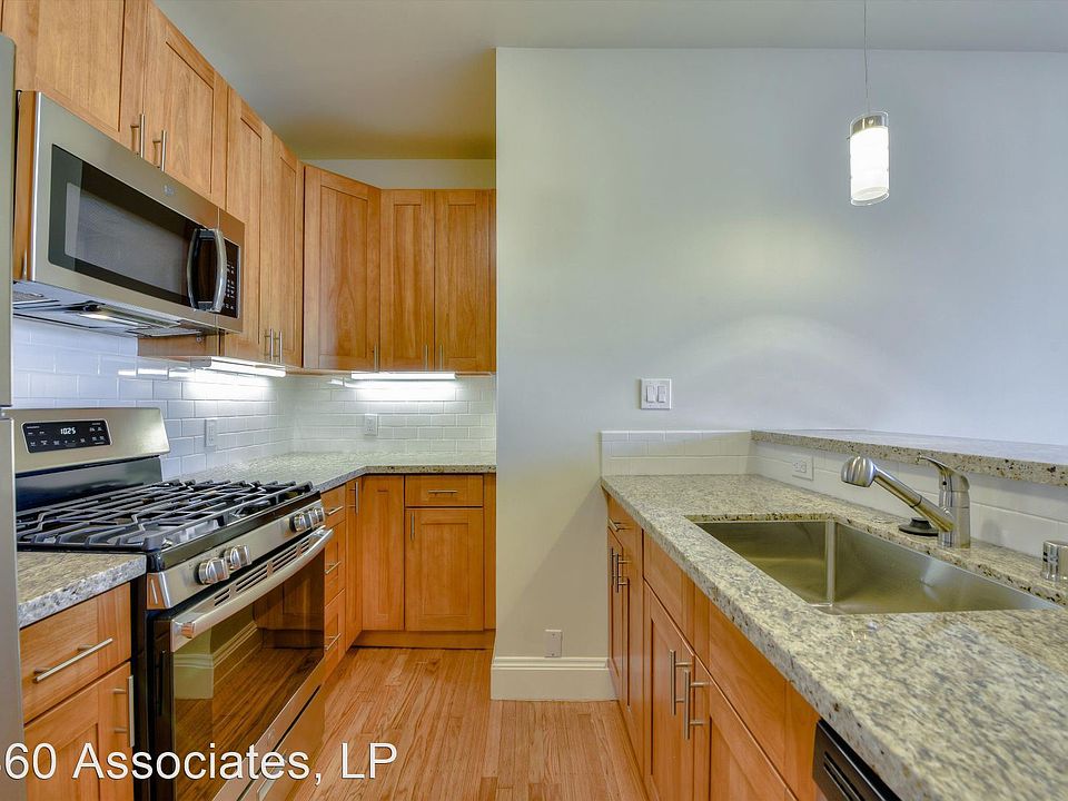 1st image of 1460 Golden Gate Ave APT 6