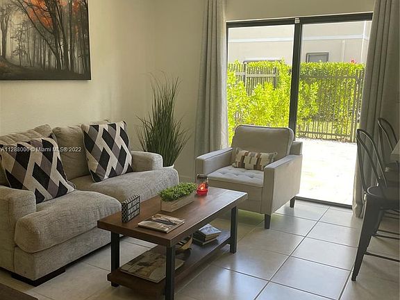 3rd image of 4706 Santa Cruz Way