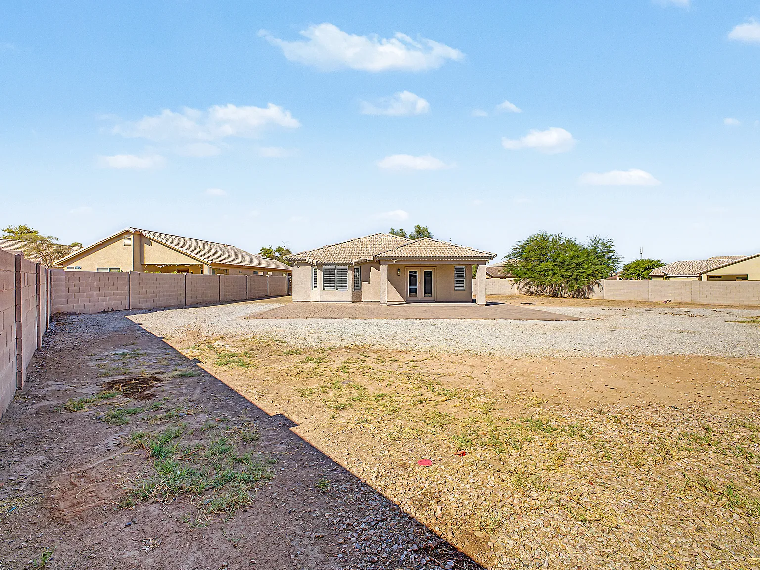 4 bed, 1673 sqft, $2,600 — Photo 3