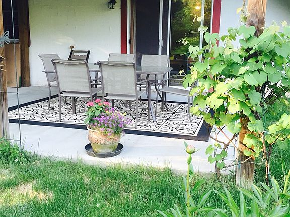 Patio entertaining space