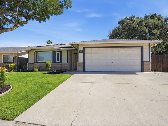 2nd image of 928 Valley Wind Way