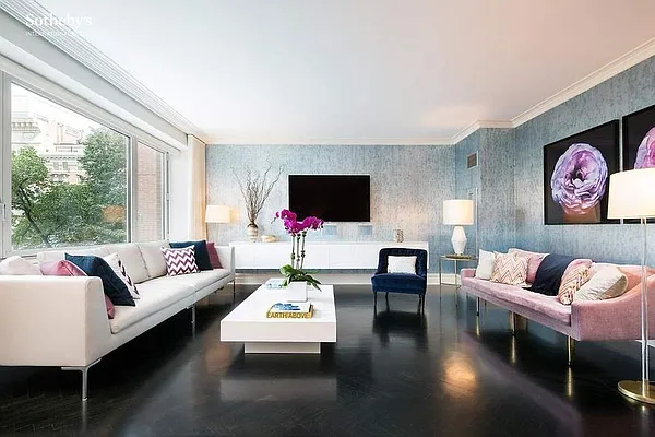 Rented by Sotheby's International Realty | media 13