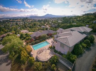 71 Inverness Dr, San Rafael, CA 94901