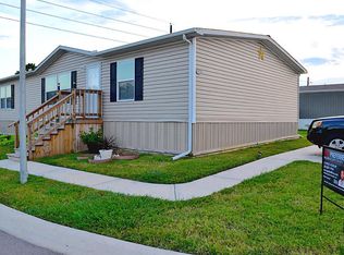 320 Green Oak Dr, Manvel, TX 77578