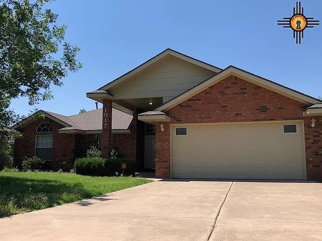 1st image of 1017 Rosewood Dr