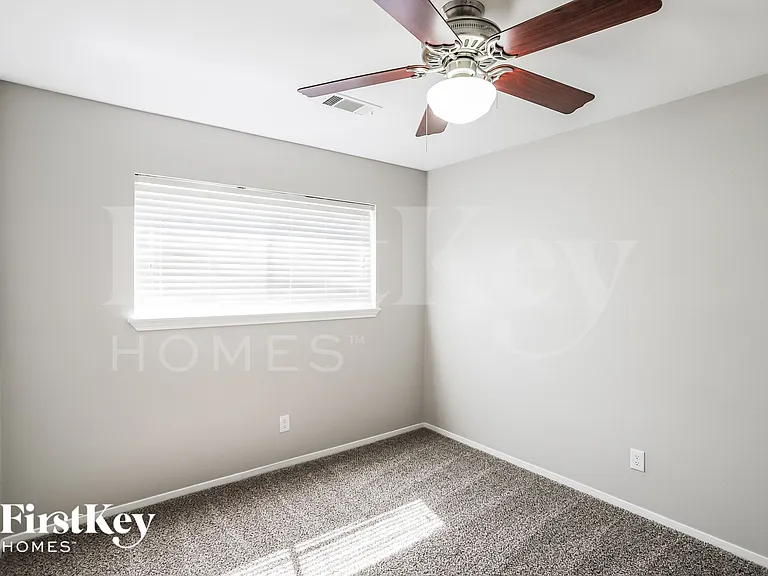13914 Duncannon Dr — Photo 13